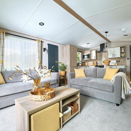 Emma'S Oasis 2-Bedroom Caravan At Durdle Door Sleeps 4 West Lulworth Eksteriør billede